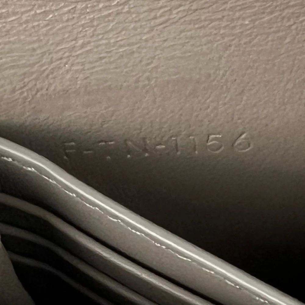 CÉLINE Calfskin Large Multifunction Flap Wallet - Picture 6 of 8